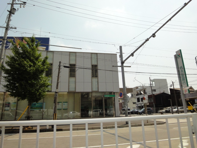 ブルーシャトー 名古屋銀行枇杷島通支店まで643ｍ