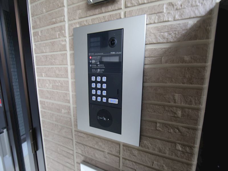 シャルマン高畑 オートロック完備