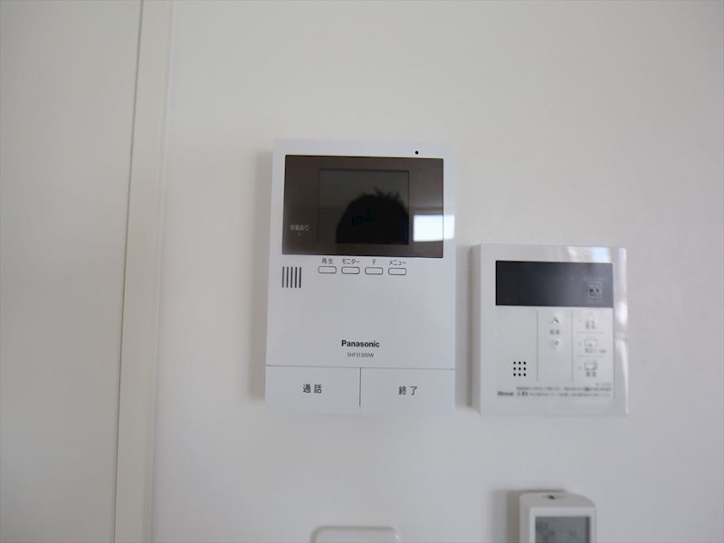 Katze中村日赤(カッツェナカムラニッセキ) TVモニター付インターホン