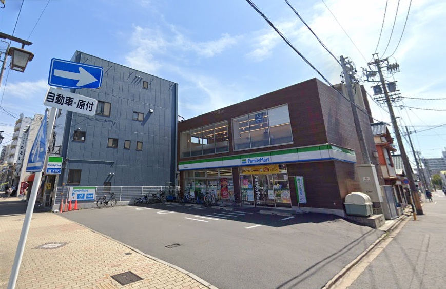 ハーモニーテラス荒江町III ファミリーマート 尾頭橋通店