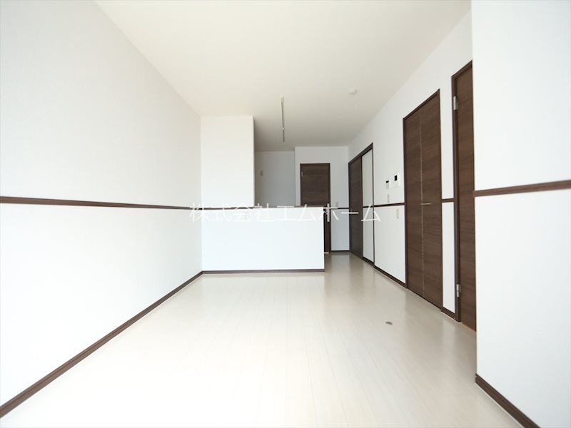 ＰＬＵＳＳＵＭ ＣＯＵＲＴ 児玉 ＬＤＫ12.1帖　　カウンターキッチン　
