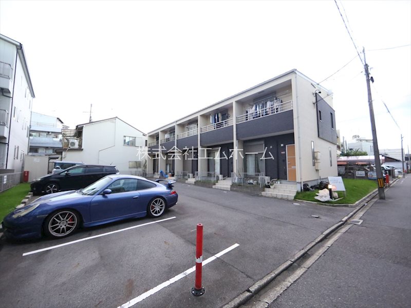 ＰＬＵＳＳＵＭ ＣＯＵＲＴ 児玉 敷地内平面駐車場