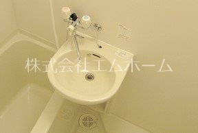 レオパレスＴＳ中村 洗面台（バスルーム）