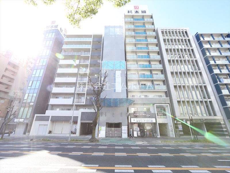 外観　宅配ＢＯＸ　オートロック　防犯カメラ