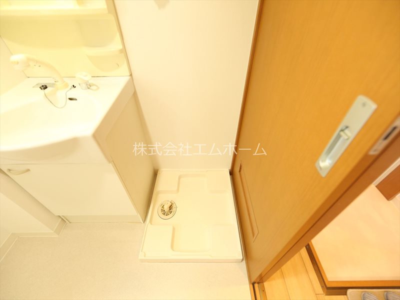 共同ハイツ西大須 脱衣所　室内洗濯機置き場