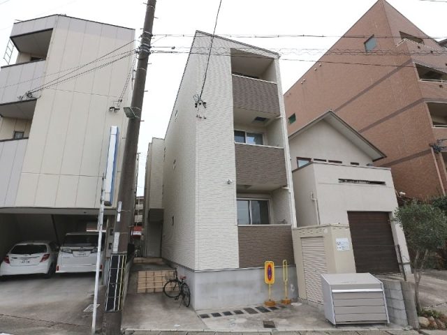 ＲＥＧＡＬＥＳＴ塩釜口　愛知県名古屋市天白区 塩釜口２丁目1514