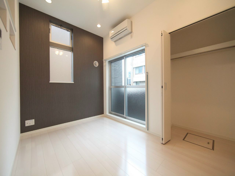 ＨＵＭＭＩＮＧ ＬＩＦＥ栄生 クローゼット付（収納充実してます）