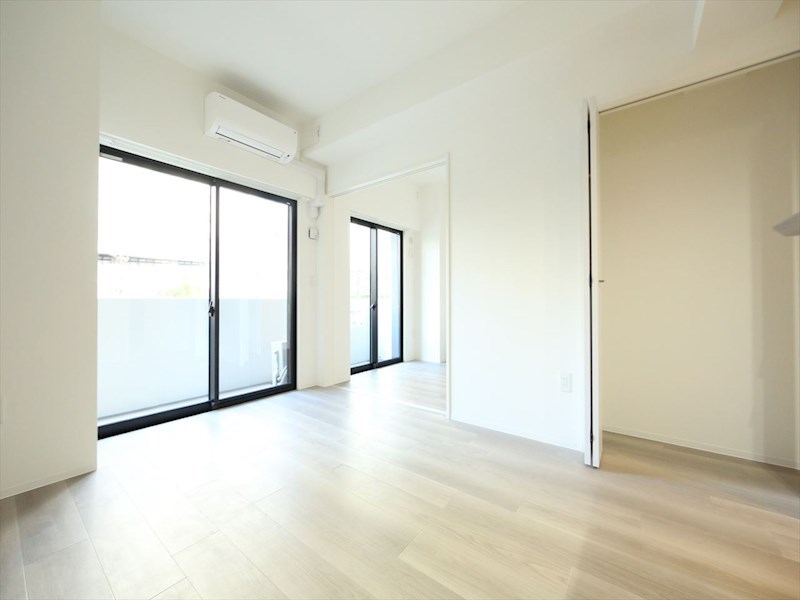 Ｒｅｖｅｌｅｒ Ｏｓｕ ＬＤＫ10.3帖　洋室4.8帖　エアコン完備　バルコニー