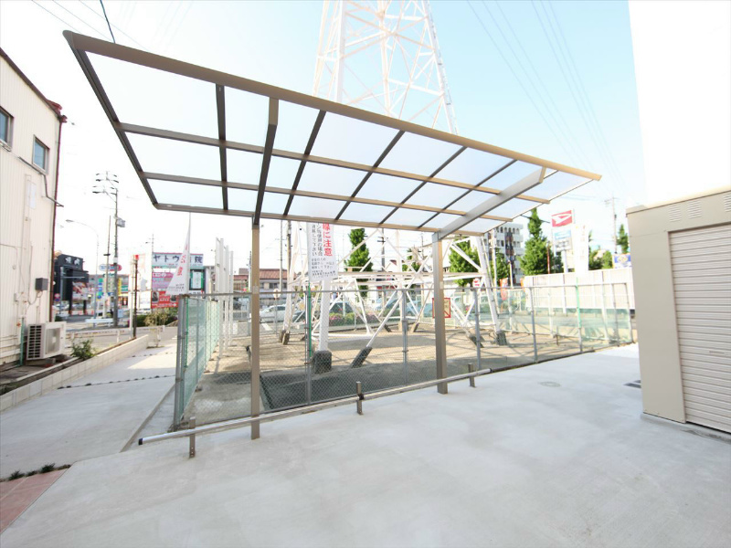 Ｇｒａｎｄｔｉｃ小幡 屋根付き駐輪場