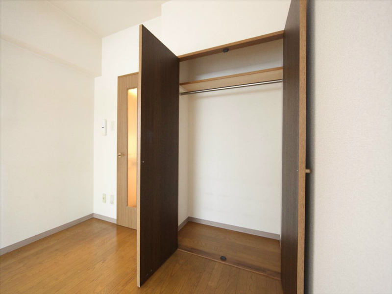 コンフォート御器所 クローゼット（収納充実してます）