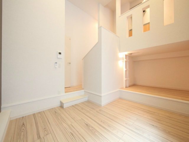 Brio(ブリオ)愛知県名古屋市中村区 中村本町1丁目38-1 アンダーロフト(床下ロフト)