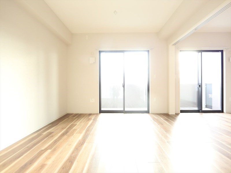 Ｃｏｌｌｉｎｅ Ｆｉｅｌｄ 名駅南 ＬＤＫ13.3帖　洋室6帖　南面バルコニー