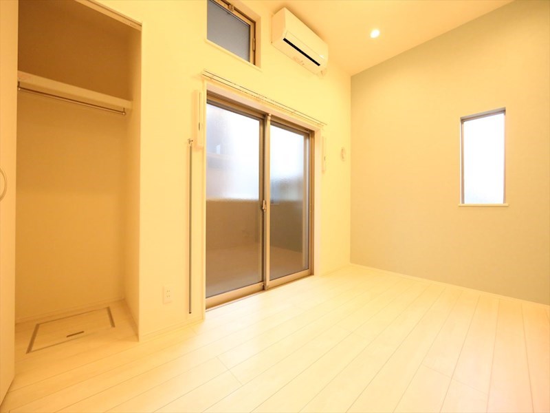 ハーモニーテラス金屋II 洋室6.5帖　ロフト6.2帖（収納にも使えます）　同仕様写真