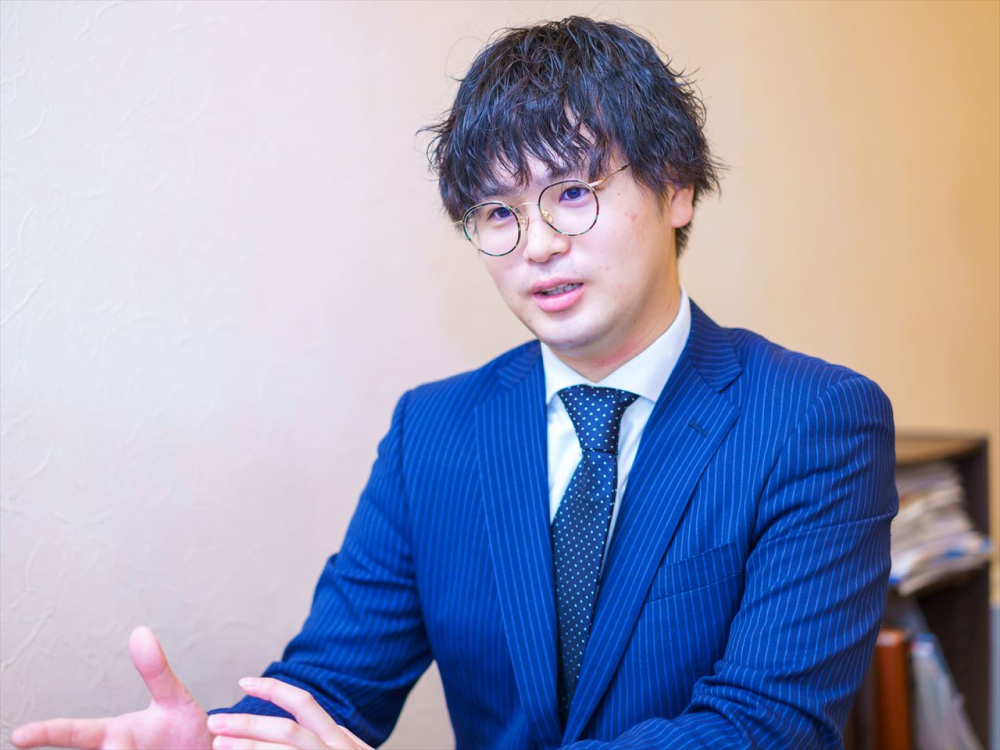 staff_03