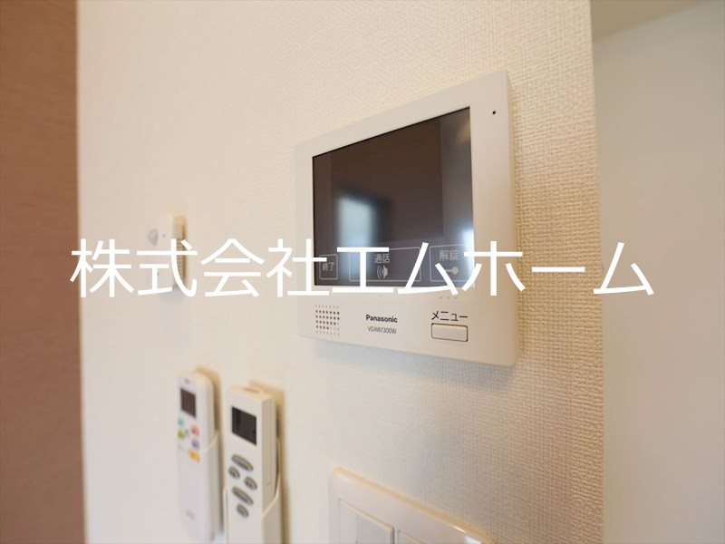 ハーモニーテラスイズモ ＴＶモニター付インターホン　同型写真