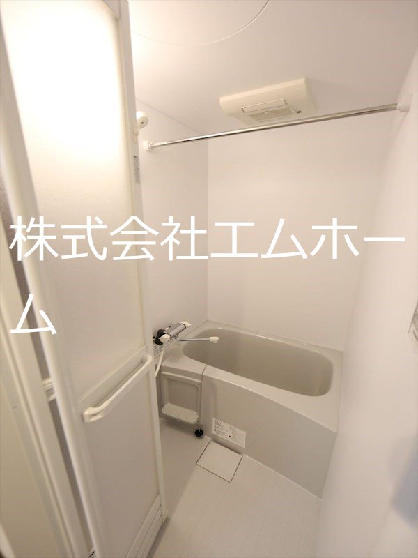 ハーモニーテラスイズモ 浴室暖房乾燥機　24時間換気機能付バスルーム　同型写真