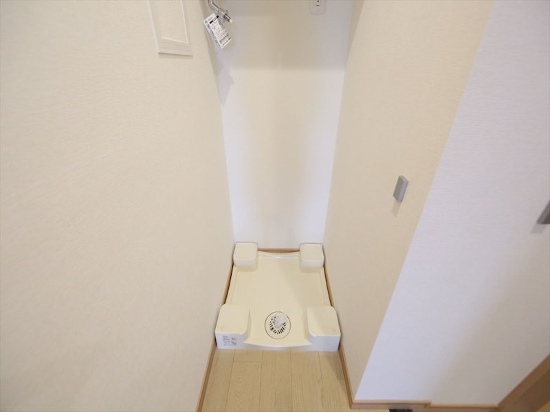 ラフォーレ金山 室内洗濯機置き場