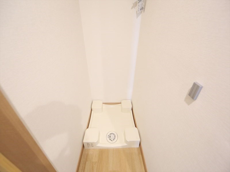 ラフォーレ金山 室内洗濯機置き場