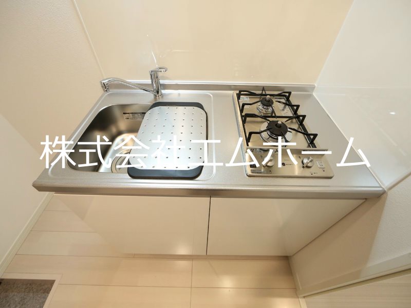 サイプレスト松原町 システムキッチン（ガス2口）同型写真