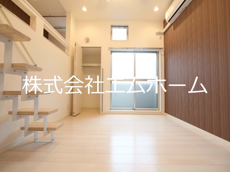 サイプレスト松原町 クローゼット付（収納充実してます）同型写真