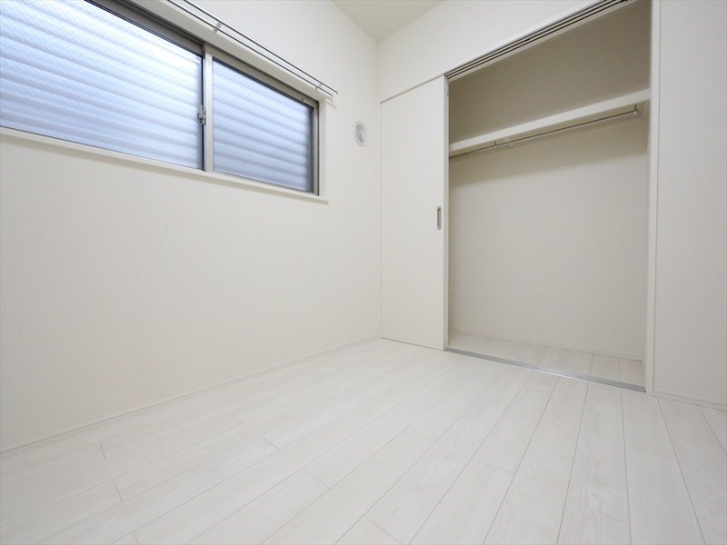 ＶＩＬＬＡ ＡＳＵＫＡ 洋室3.9帖　クローゼット付（収納充実してます）　同仕様写真