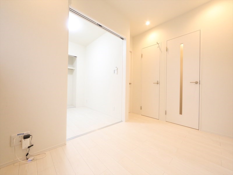 ＶＩＬＬＡ ＡＳＵＫＡ ＤＫ6.4帖　洋室3.9帖　つなげても使えます　同仕様写真