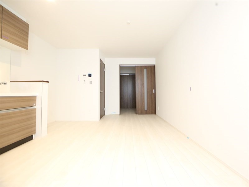 ＲＥＧＡＬＥＳＴ三番町 ＬＤＫ10.7帖　システムキッチン　エアコン完備　同仕様写真