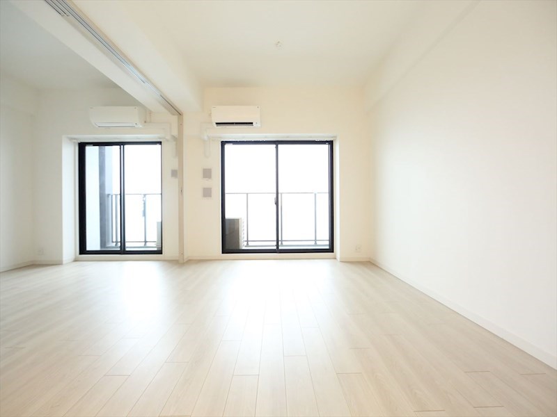 Ｓ－ＲＥＳＩＤＥＮＣＥ六番町 ＬＤＫ13.6帖　洋室7帖　エアコン完備　バルコニー