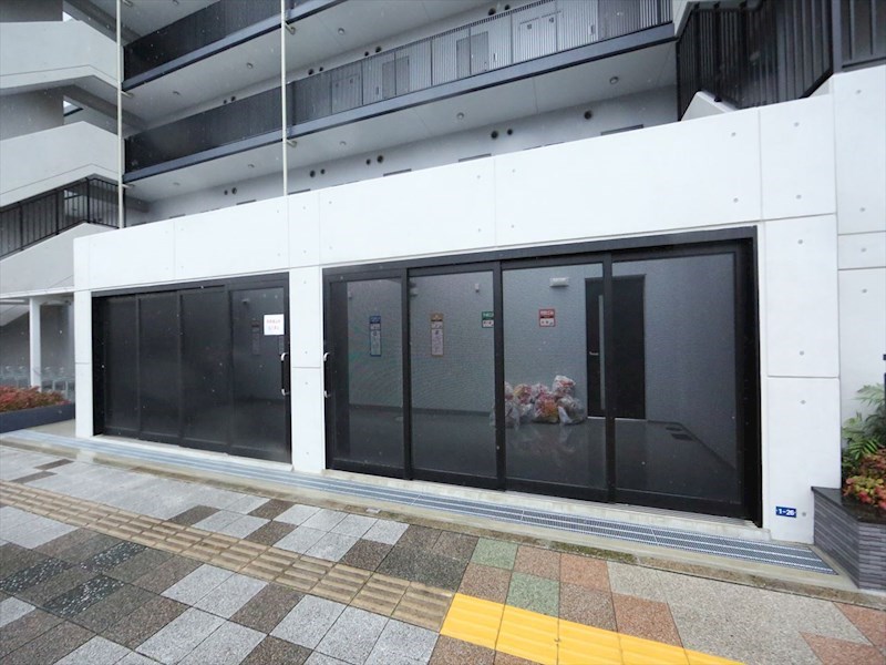 Ｓ－ＲＥＳＩＤＥＮＣＥ六番町 敷地内ゴミ捨て場
