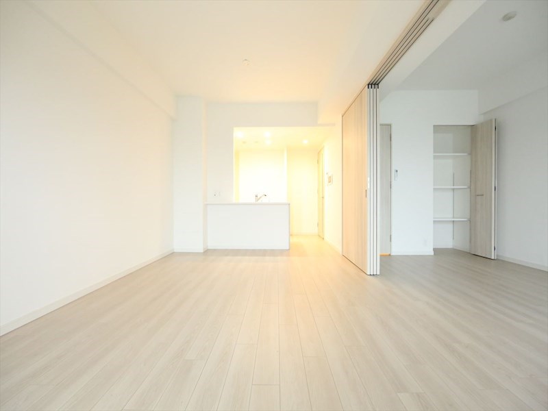 Ｓ－ＲＥＳＩＤＥＮＣＥ六番町 ＬＤＫ13.6帖　洋室7帖　つなげても仕切っても使えます