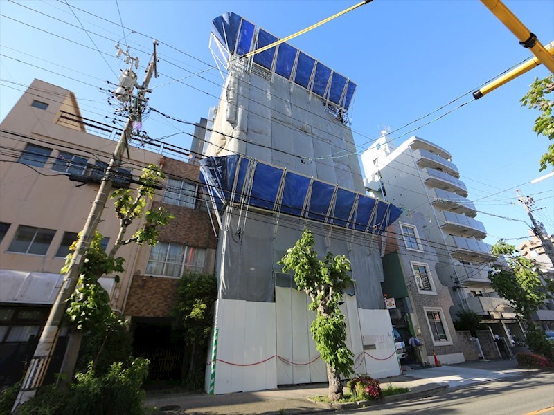 外観 オートロック付 宅配BOX 防犯カメラ有り