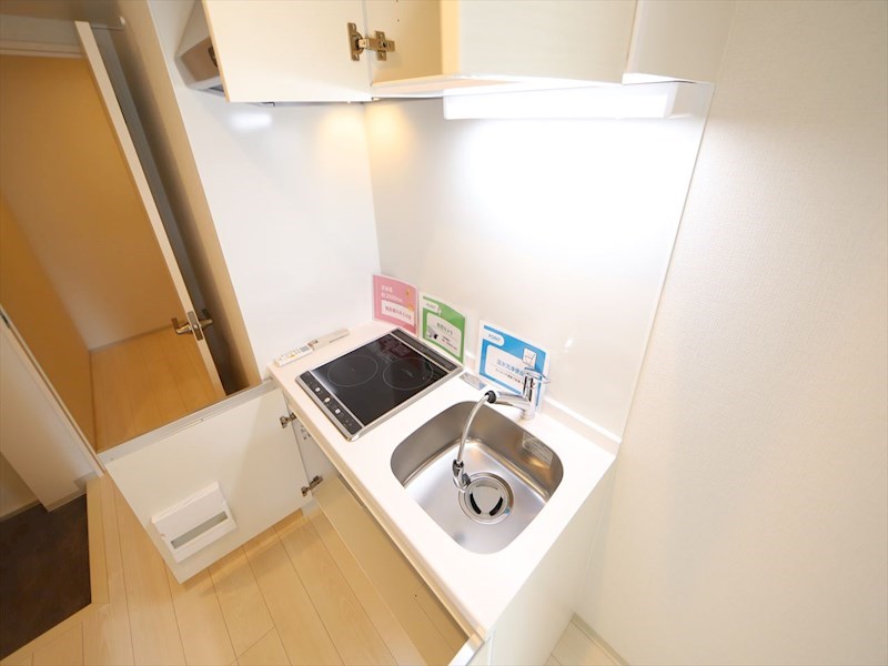 Ｅ－ｃｉｔｙ大須 システムキッチン（ＩＨ2口コンロ付）
