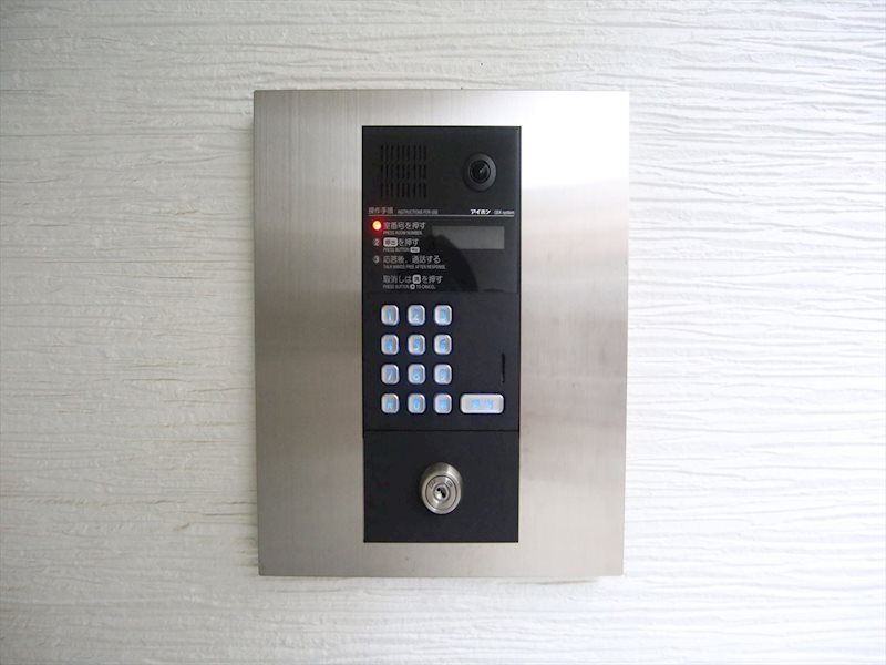 ブルースカイ オートロック完備