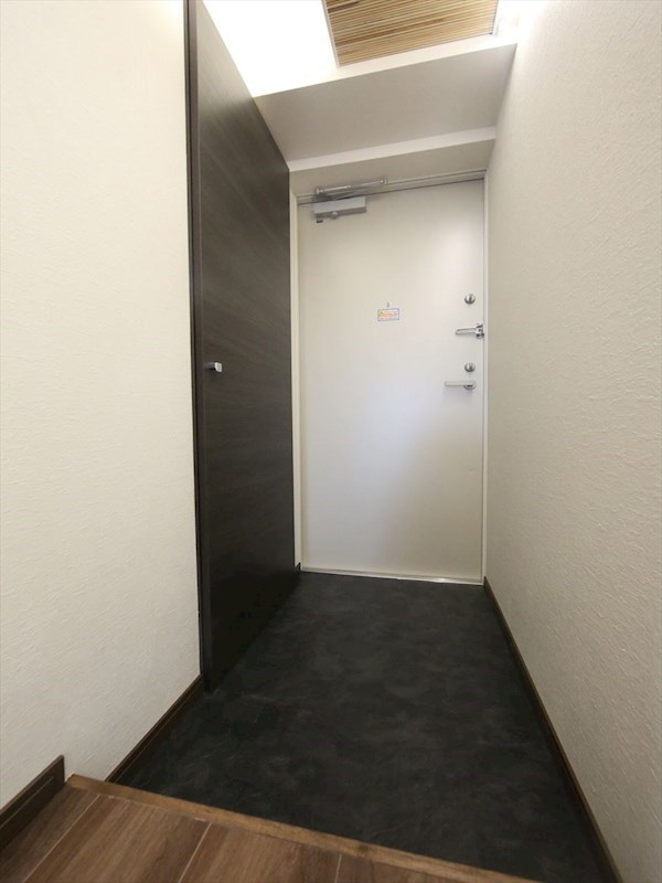 ＳＫ ＢＵＩＬＤＩＮＧ-901 玄関　シューズクローク付（収納充実してます）
