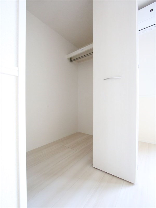 D-room名駅D棟  ウォークインクローゼット（収納充実してます）