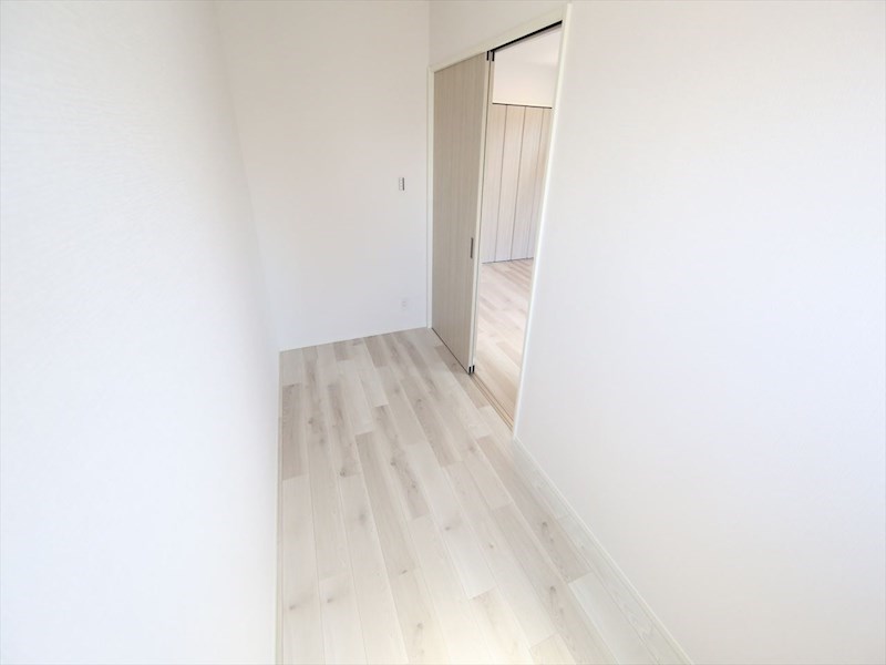 MOVE本陣PREMIO ＬＤＫ8.1帖　洋室3.8帖　つなげても仕切っても使えます