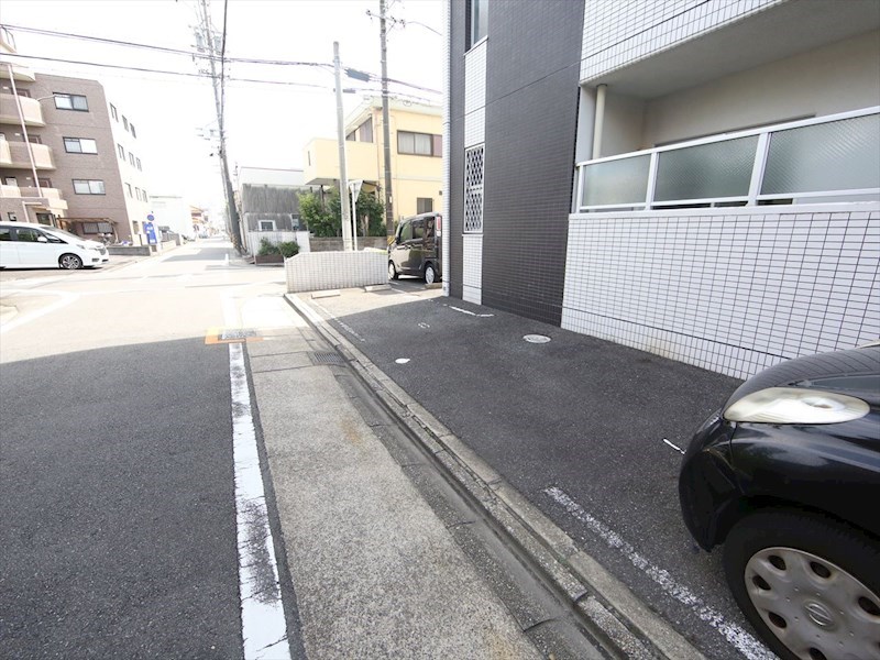 モデルノ 敷地内駐車場