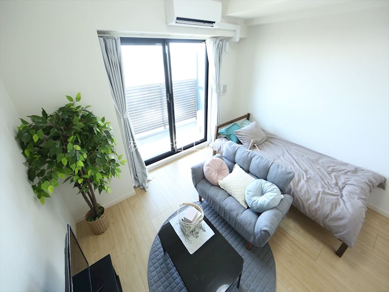 Ｓ－ＲＥＳＩＤＥＮＣＥ尾頭橋 洋室7.5帖　エアコン完備　ウォークインクローゼット付　バルコニー