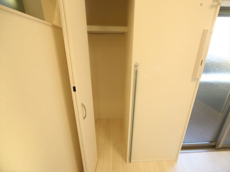 ハーモニーテラス新守山南 クローゼット（収納充実してます）　同仕様写真