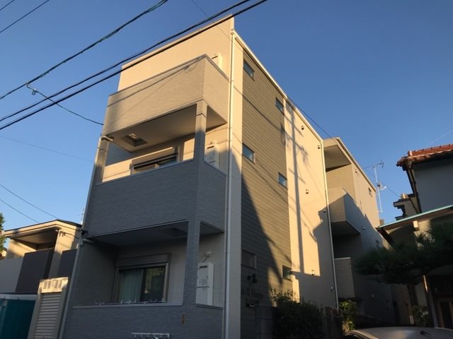 外観 オートロック付 宅配BOX有り