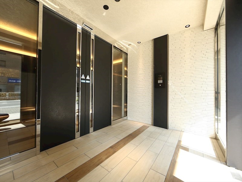 Ｓ－ＲＥＳＩＤＥＮＣＥ熱田一番 エントランス　オートロック付　防犯カメラ有り