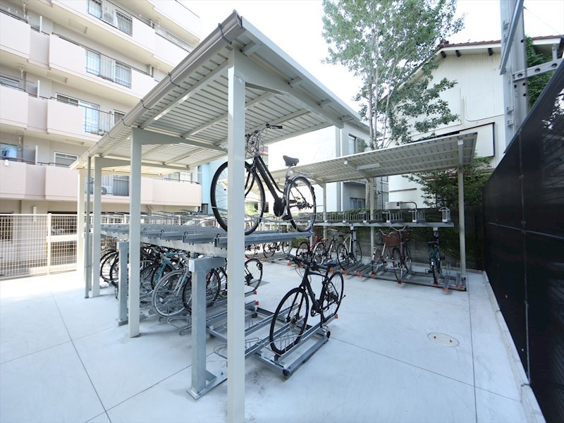 Ｓ－ＲＥＳＩＤＥＮＣＥ熱田一番 屋根付き駐輪場