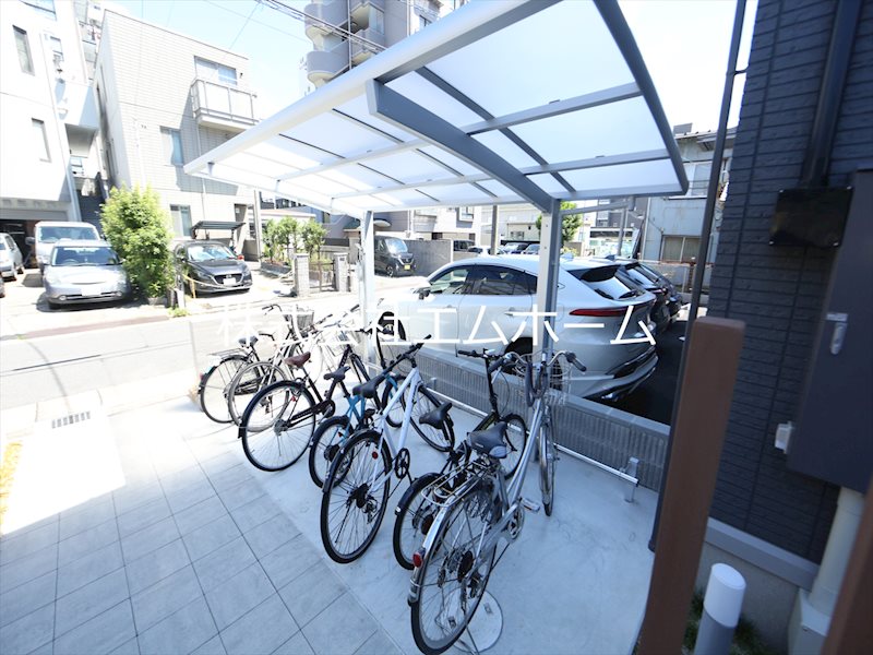 ミエル　ジャルダン 屋内屋根付き駐輪場