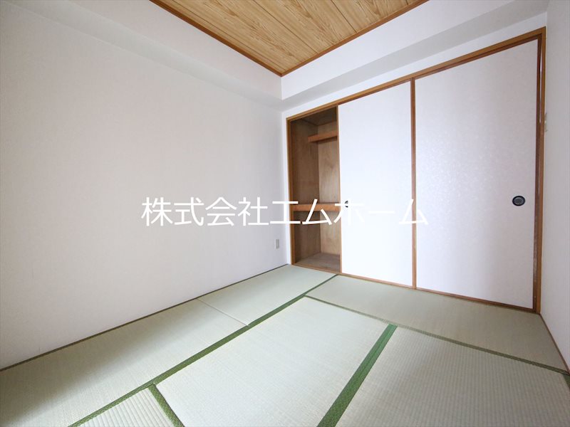 ＧＬＡＤＷＩＮ中村公園（グラッドウィン中村公園） 和室6帖　押入付　サンルーム付　南向き
