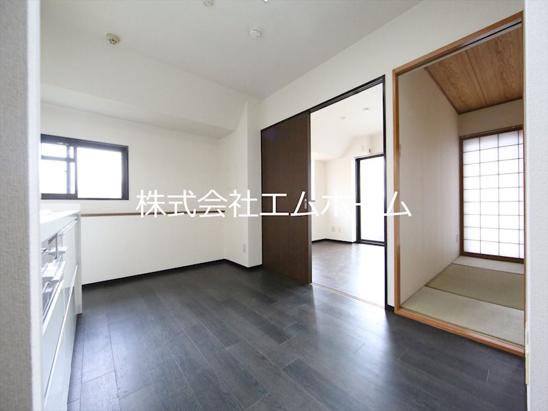 ＧＬＡＤＷＩＮ中村公園（グラッドウィン中村公園） ＬＤＫ9帖　南東角部屋　窓付（換気良好）