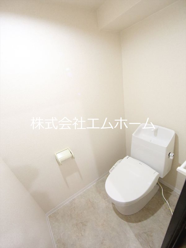 ＧＬＡＤＷＩＮ中村公園（グラッドウィン中村公園） 温水洗浄暖房便座付トイレ