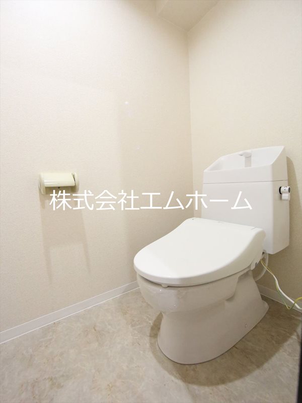 ＧＬＡＤＷＩＮ中村公園（グラッドウィン中村公園） 温水洗浄暖房便座付トイレ