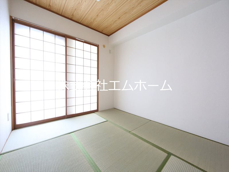 ＧＬＡＤＷＩＮ中村公園（グラッドウィン中村公園） 和室6帖　押入付　サンルーム付　南向き