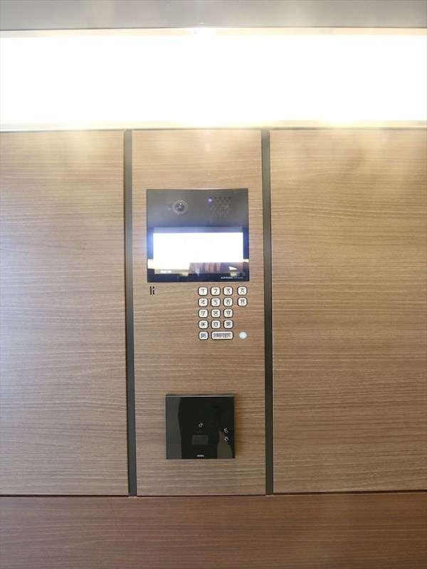 オープンレジデンシア金山 オートロック付　防犯カメラ有り