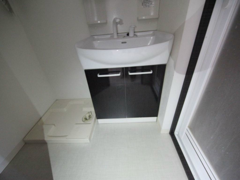 KAYA　OSU 室内洗濯機置き場完備